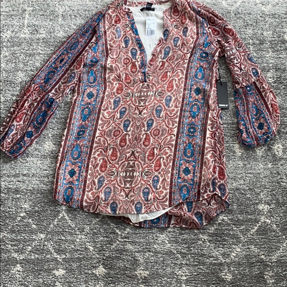 NWT Forever 21 paisley tunic top